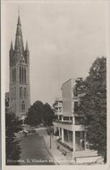 HILVERSUM - St. Vituskerk en Grand Hotel