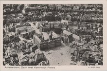AMSTERDAM - Dam met Koninklijk Paleis
