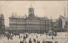 AMSTERDAM - Dam. Kon. Paleis en N. Kerk