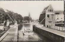 AMSTERDAM - Zwanenburgwal met Montelbaanstoren