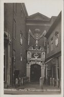 AMSTERDAM - Poortje Burgerweeshuis, Kalverstraat