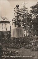 AMSTERDAM - Standbeeld Rembrandt - Rembrandtplein