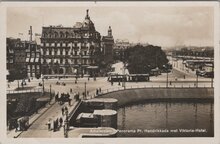 AMSTERDAM - Panorama Pr. Hendrikkade met Viktoria-Hotel