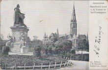 AMSTERDAM - Standbeeld Joost v. d. Vondel in het Vondelpark