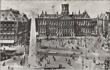 AMSTERDAM - Dam met Kon. Paleis