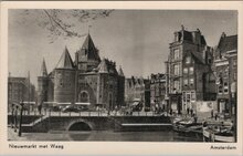 AMSTERDAM - Nieuwmarkt met Waag