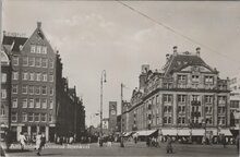 AMSTERDAM - Damrak-Bijenkorf