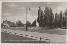 AMSTERDAM - Van Heutzmonument met Apollolaan