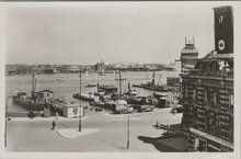 AMSTERDAM - Gezicht op het IJ, vanaf het Centraal Station