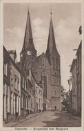 DEVENTER - Bergstraat en Kerk