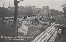 AMSTERDAM - De veel besproken Reguliersgracht te Amsterdam