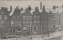 AMSTERDAM - Oud. Hollandsche gevels op de Looyersgracht
