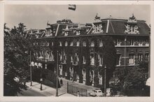 AMSTERDAM-OOST - Burgerziekenhuis Linnaeusstraat 89 Hoofdgebouw vooraanzicht