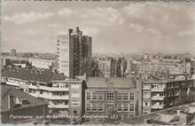 AMSTERDAM - Panorama met Wolkenkrabber
