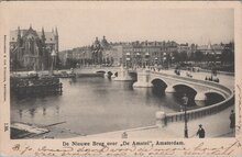 AMSTERDAM - De Nieuwe Brug over de Amstel