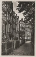 AMSTERDAM - Oude gevels Begijnenhof