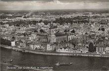 DEVENTER - met Grote Kerk in vogelvlucht