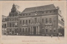 DEVENTER - Stadhuis met Politiebureau