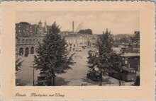 ALMELO - Marktplein met Waag