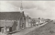 BRUINISSE - Noorddijk met Gereformeerde Kerk