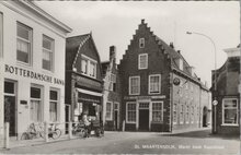 ST. MAARTENSDIJK - Markt hoek Kaaistraat