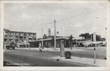 ARNHEM - Stationsplein