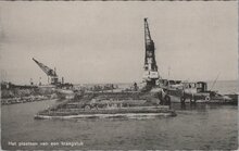 ZUIDERZEEWERKEN - Het plaatsen van een kraagstuk