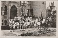 UTRECHT-Kasteel-de-Haar.-Familie-van-Zuylen-in-break-met-zes-paarden