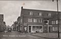 RENKUM-Dorpsplein-met-Dorpsstraat