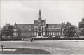 ALPHEN-A.D.-RIJN-Raadhuis-Burg.-Visserpark