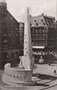 AMSTERDAM-Dam-met-Nationaal-Monument