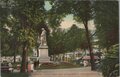 AMSTERDAM-Plantsoen-met-Standbeeld-van-Rembrandt
