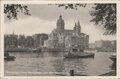 AMSTERDAM-Prins-Hendrikkade-met-St.-Nicolaaskerk