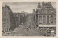 AMSTERDAM-Damrak-(Met-Bijenkorf)