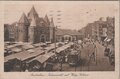 AMSTERDAM-Nieuwmarkt-met-Waag-Gebouw