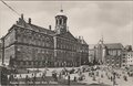 AMSTERDAM-Dam-met-Kon.-Paleis