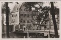 AMSTERDAM-Oude-Trapgevel-de-Leeuwenburg-a.d.-O.Z.-Voorburgwal