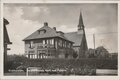 KRABBENDIJKE-Gerformeerde-Kerk-met-Pastorie